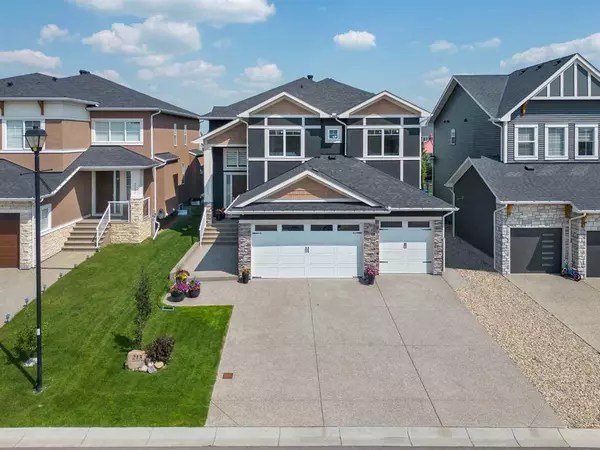 Chestermere, AB T1X 0Y2,213 Aspenmere WAY