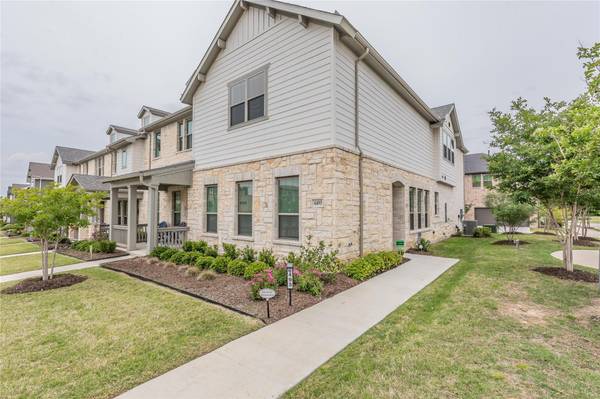 6493 Iron Horse Boulevard, North Richland Hills, TX 76180