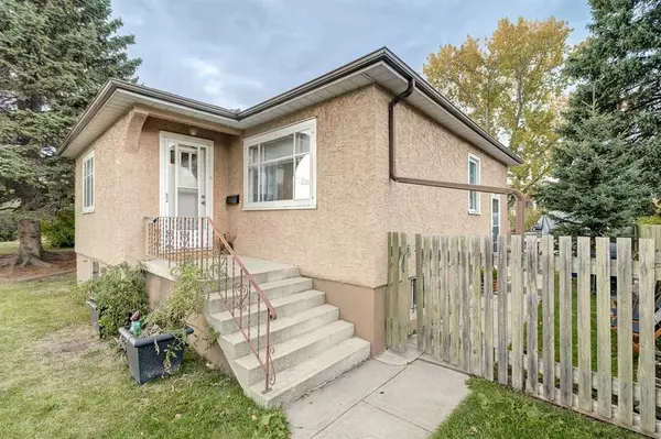 Calgary, AB T2E 1M3,616 17 AVE NE