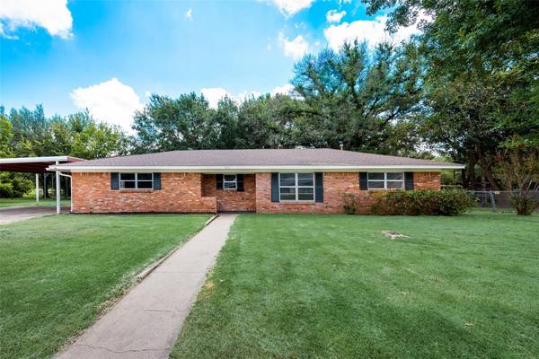 308 L S P Circle, Kerens, TX 75144