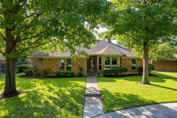 2328 Dundee Place,  Carrollton,  TX 75007