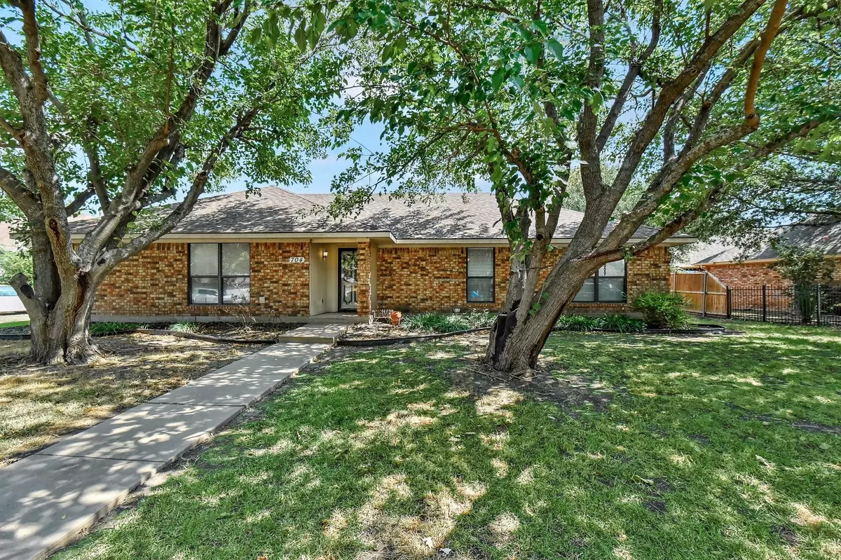 Van Alstyne, TX 75495,704 W Jefferson Street