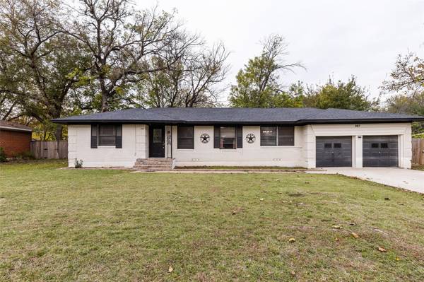 307 N Chattey Road, Desoto, TX 75115