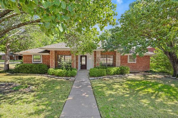 201 Cedar Ridge Street, Wylie, TX 75098