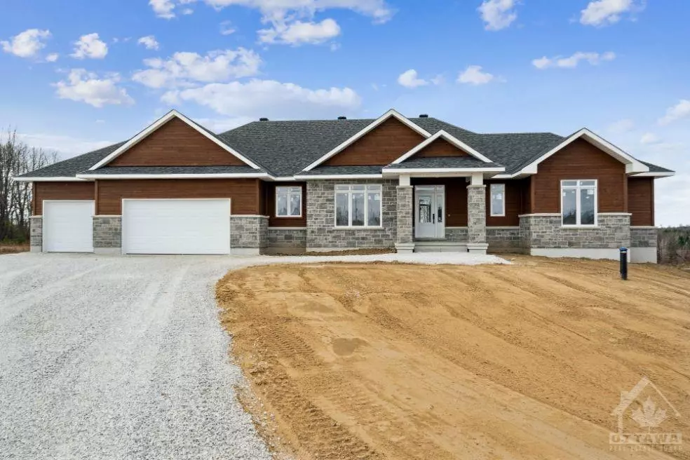 Arnprior, ON K7S 3G8,66 RAYMOND LUHTA CRES