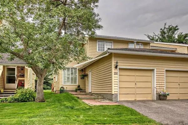 Calgary, AB T3B 4V8,356 Point Mckay GDNS NW