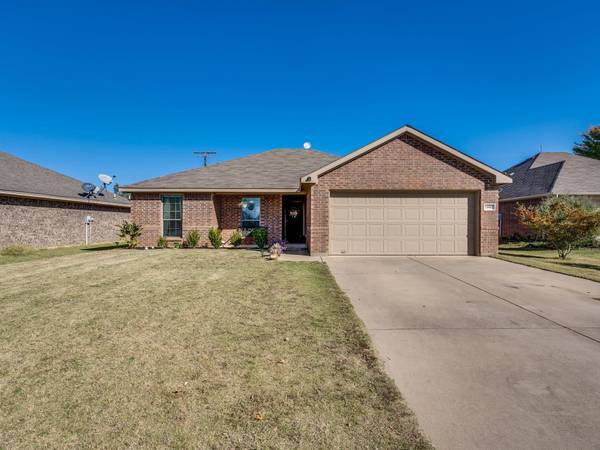 1005 Jenny Drive, Keene, TX 76031