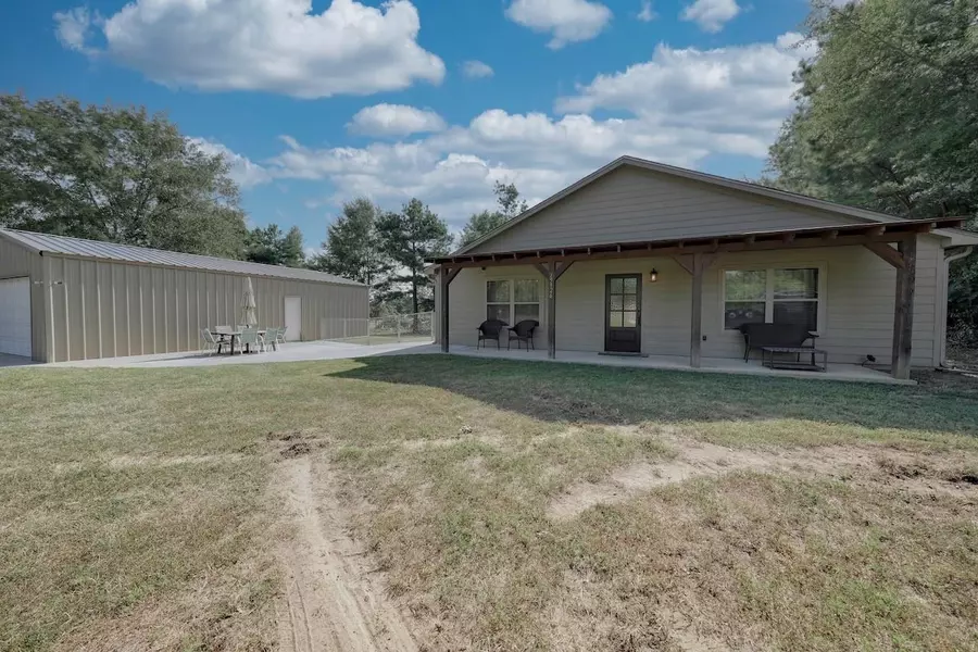 19926 County Road 4106, Lindale, TX 75771