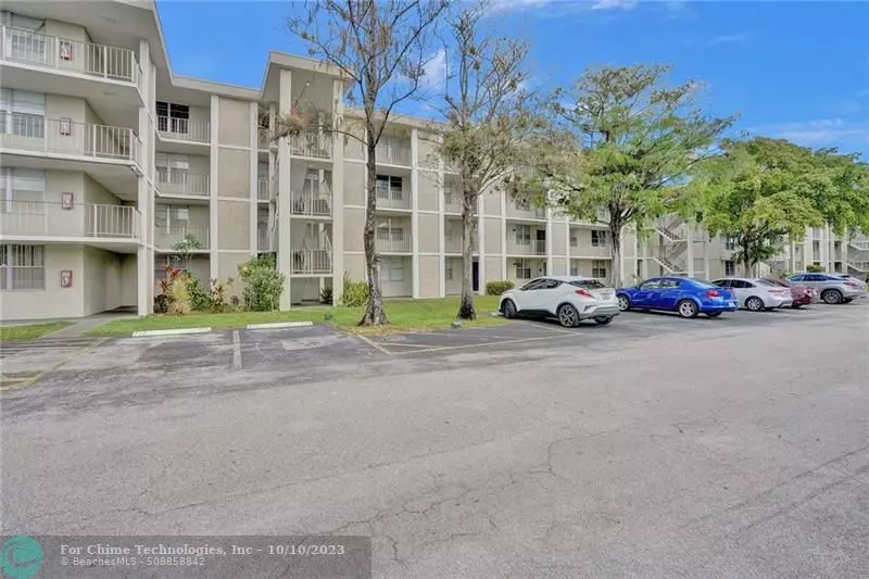 Lauderdale Lakes, FL 33313,2900 NW 48th Ter  #403