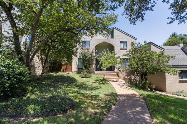 2613 Mccart Avenue, Fort Worth, TX 76110