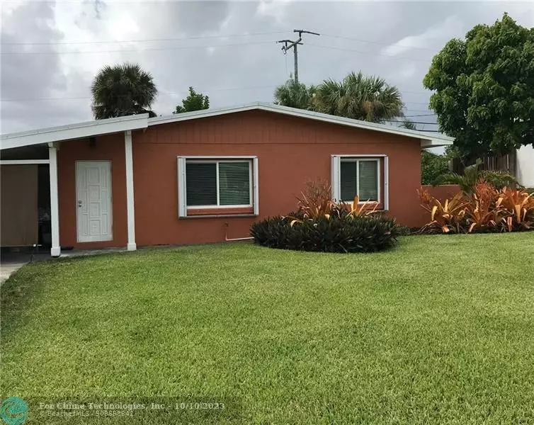 3394 NE Sandra Dr, Jensen Beach, FL 34957