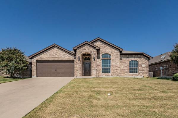 1504 Dale Lane, White Settlement, TX 76108