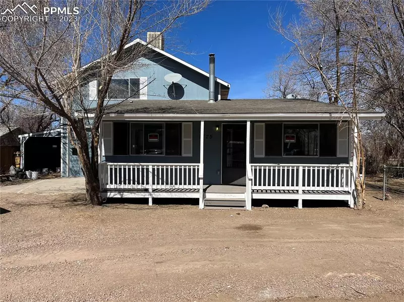 1725 Grand AVE, Canon City, CO 81212