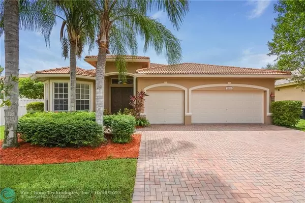 5816 NW 54th Cir, Coral Springs, FL 33067