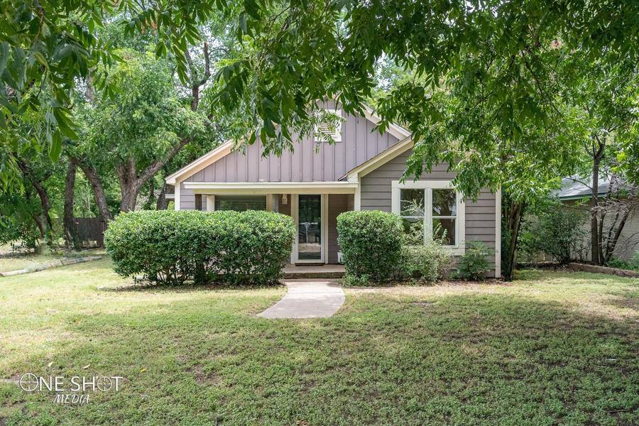 213 Bowie Street, Clyde, TX 79510