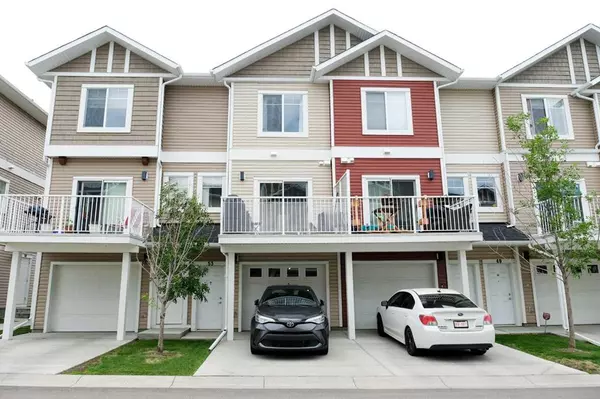 Calgary, AB T3N 0M8,53 Redstone CIR NE