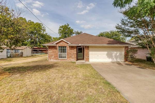 404 S Elm Street,  Ennis,  TX 75119