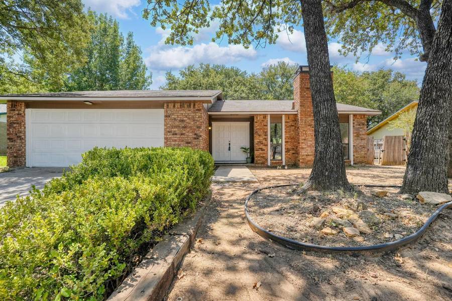 3732 Pinewood Street, Bedford, TX 76021