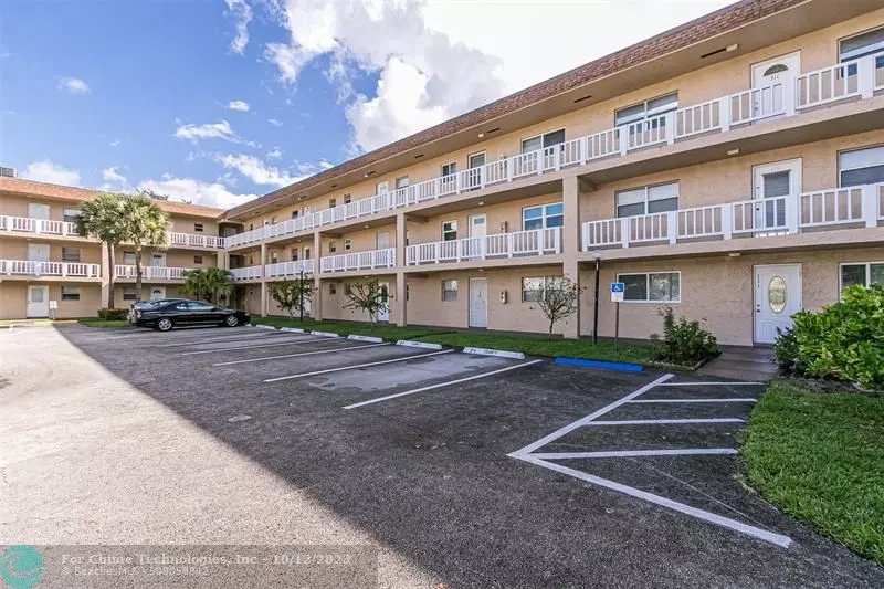 608 SW Natura Blvd  #210, Deerfield Beach, FL 33441