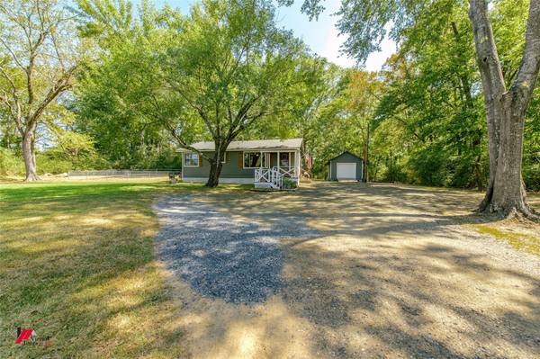 5229 Stonewall Frierson Road, Stonewall, LA 71078