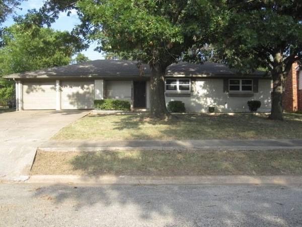 937 Maple Street, Howe, TX 75459