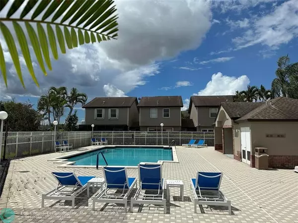 Sunrise, FL 33323,3945 NW 122 Terrace  #3945