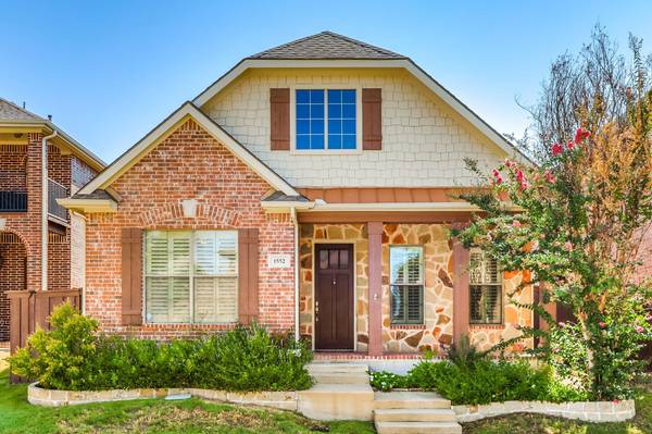 1552 Barksdale Drive, Lewisville, TX 75077