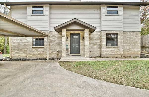 410 Olson Court,  Granbury,  TX 76048