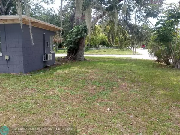 Fort Pierce, FL 34950,602 TEXAS Court