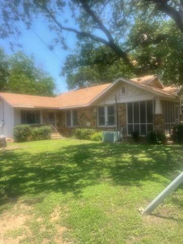 300 N FIRST ST, Bangs, TX 76823