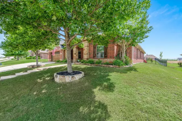 Fort Worth, TX 76179,10908 Owl Creek Drive