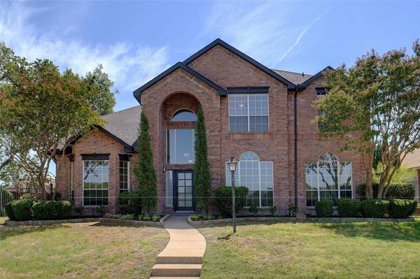 1300 Greenfield Drive, Plano, TX 75025