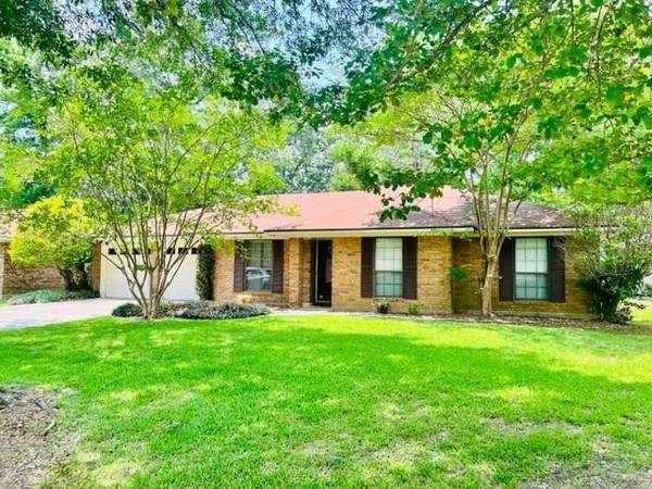 9826 E Trails End, Shreveport, LA 71118