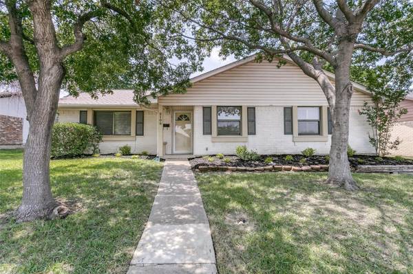 2108 Cedarcrest Drive, Carrollton, TX 75007