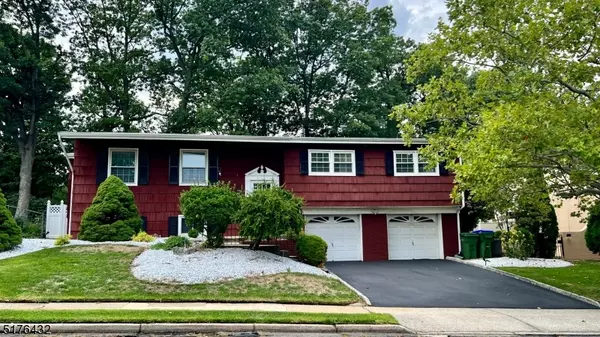 11 Hallo St, Edison Twp., NJ 08837