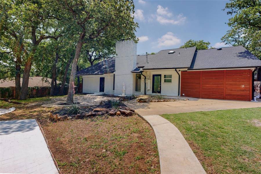 2306 Cypress Drive, Grand Prairie, TX 75050