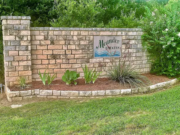 Granbury, TX 76049,3101 Meandering Way