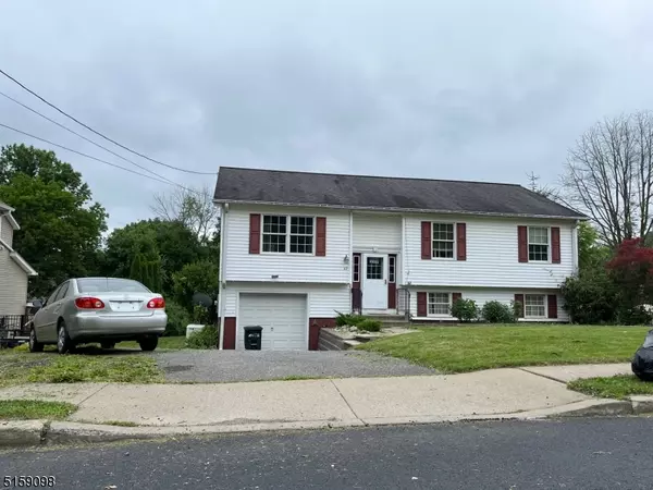 69 Belvidere Ave, Oxford Twp., NJ 07863