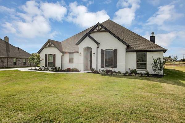 1314 Oliver Creek Lane, Justin, TX 76247