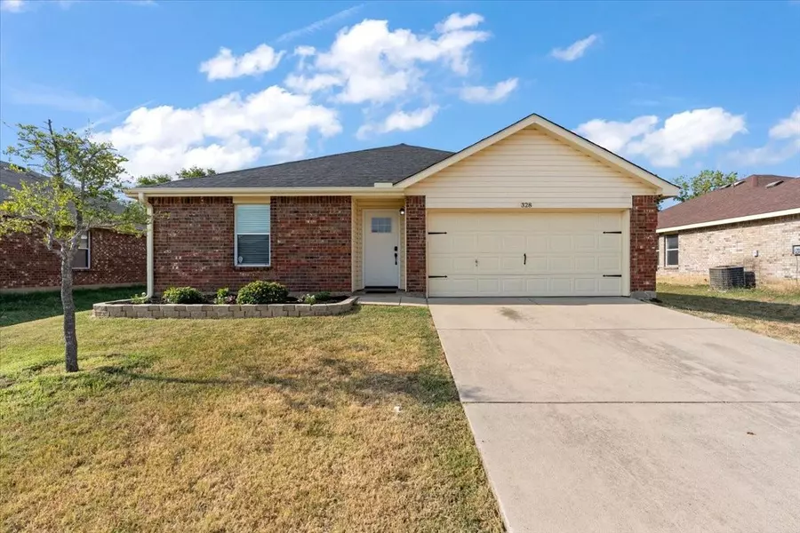 328 Deer Run Drive, Sanger, TX 76266