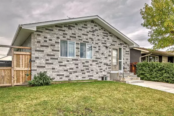 Calgary, AB T2A 4E1,459 Penworth Rise SE