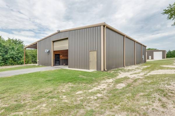 2164 Ford Road, Howe, TX 75092