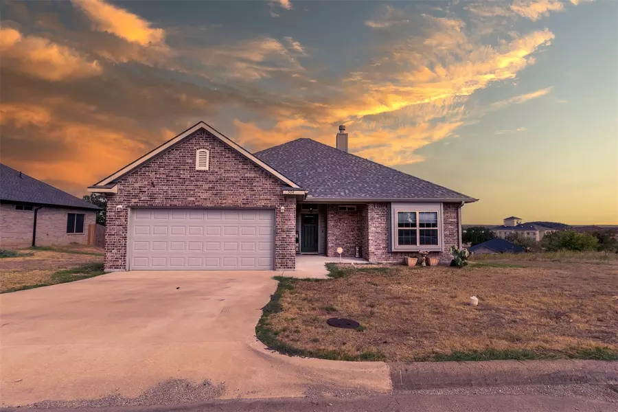 504 Holiday Hills Drive, Mineral Wells, TX 76067