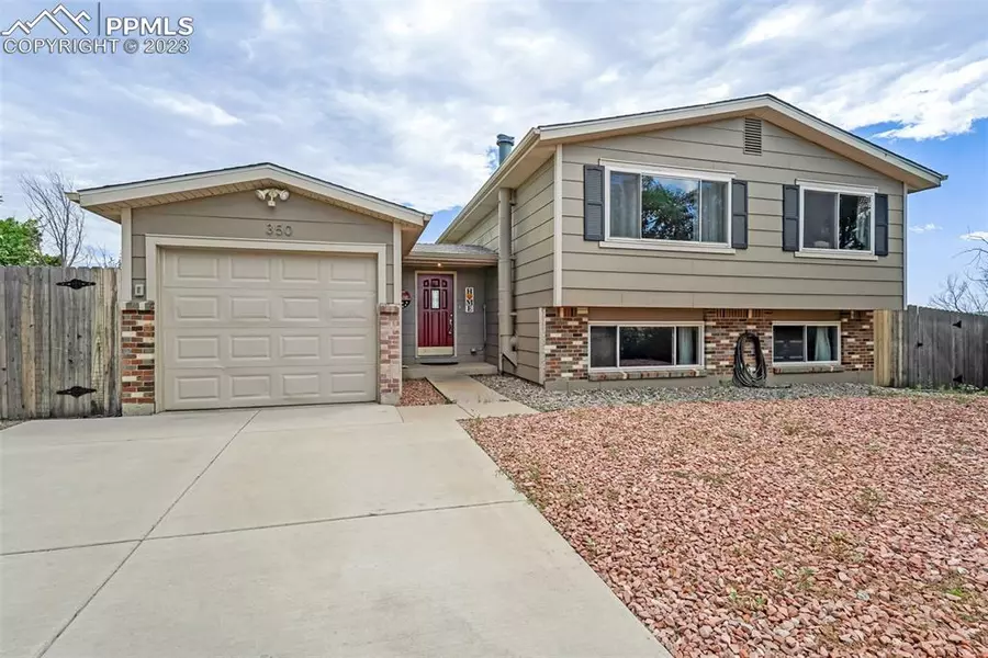 350 Calle Mesa, Fountain, CO 80817