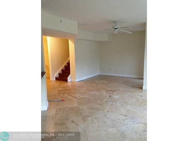 Coral Springs, FL 33067,6702 W Sample rd  #6702