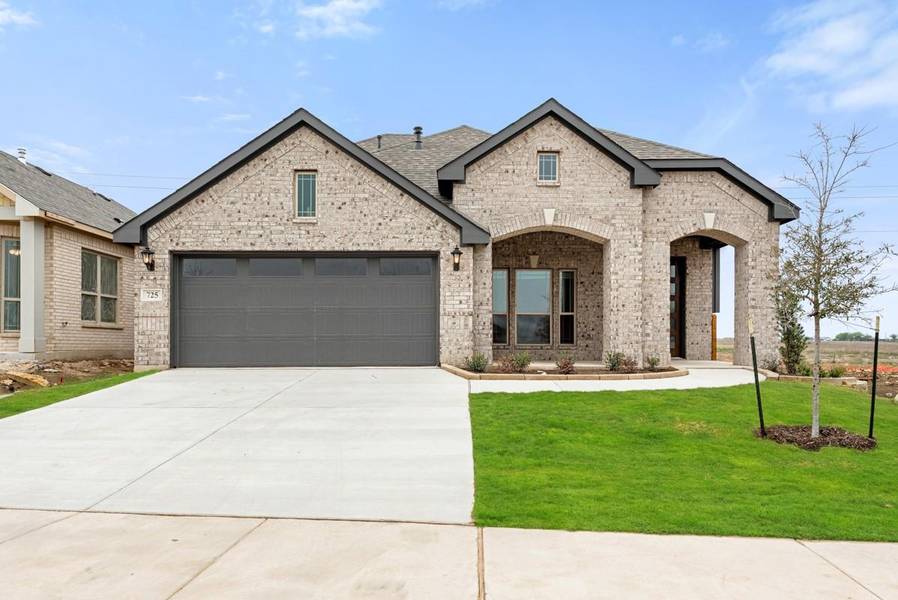 725 Godley Ranch, Godley, TX 76044