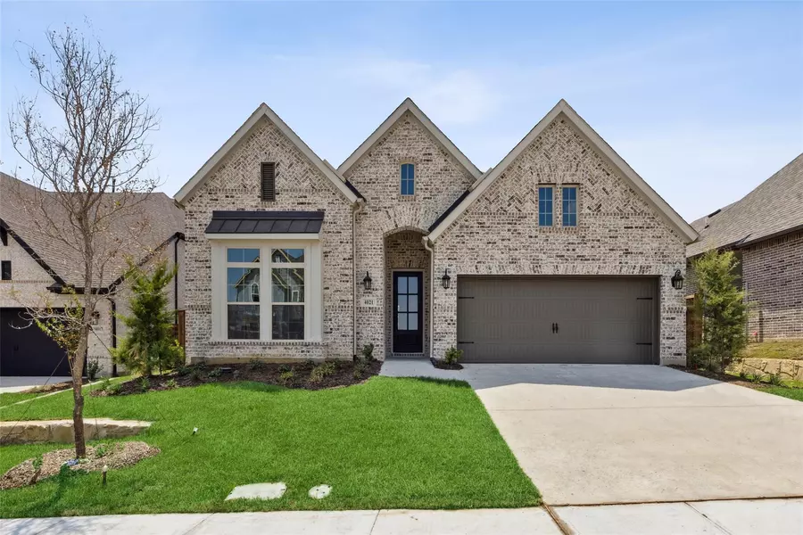 4021 Pond Cypress Street, Aubrey, TX 76227