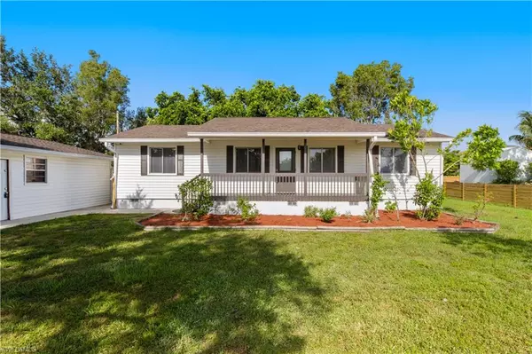 10897 Fountain AVE, Fort Myers, FL 33966