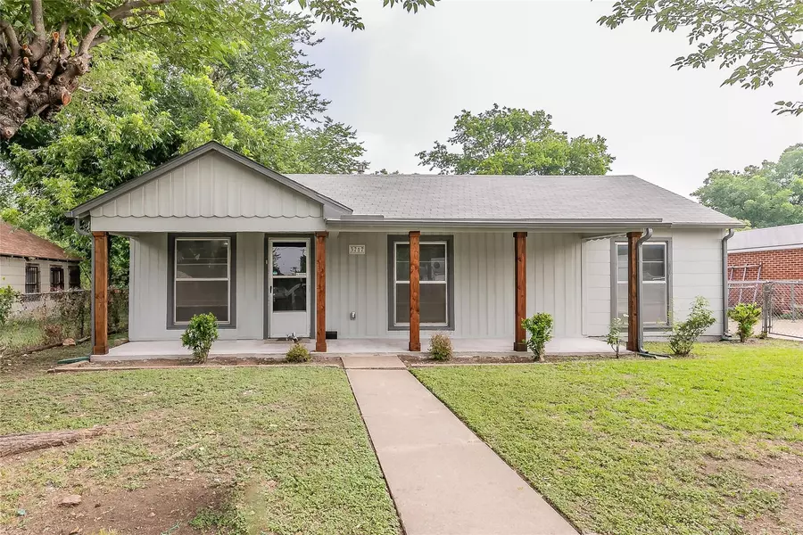 3717 Crenshaw Avenue, Fort Worth, TX 76105