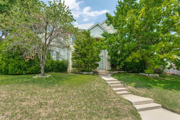 635 Ridgemont Drive, Allen, TX 75002